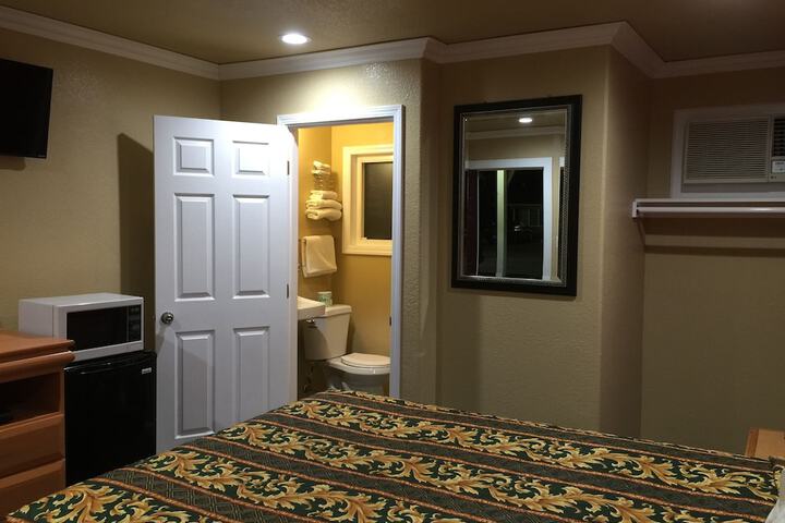 Room 42 of 43