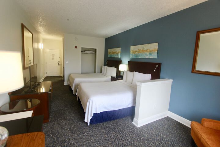 Room 60 of 76