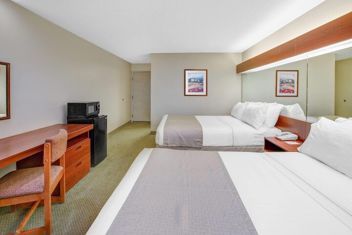 Microtel Inn & Suites by Wyndham Hattiesburg