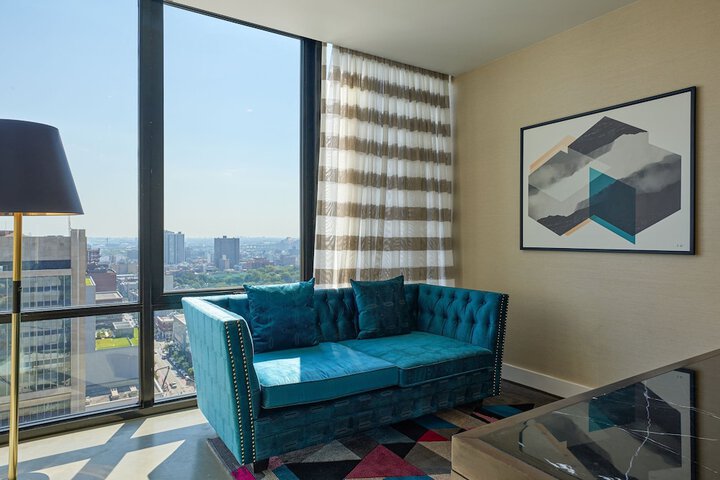 Room 18 of 42