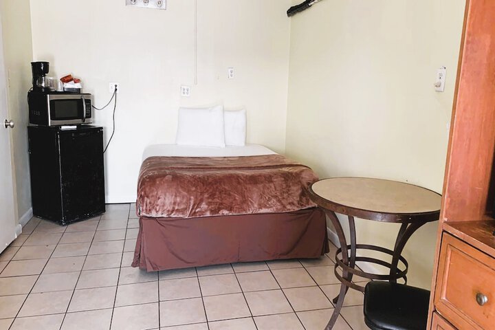Room 26 of 67