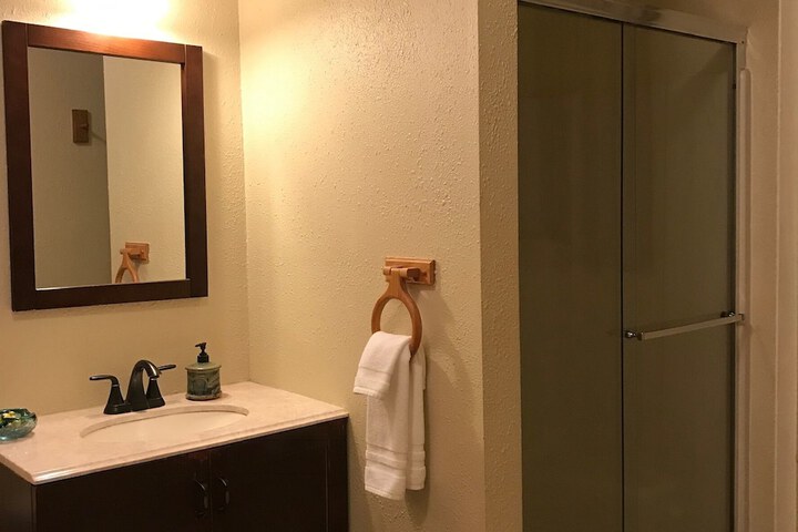 Mountain Meadows Inn