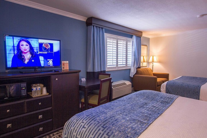 Room 19 of 36