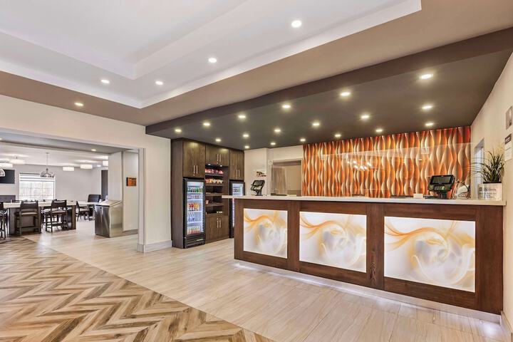 Best Western Plus Executive Inn