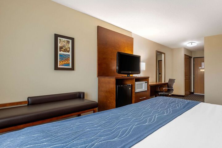 Room 16 of 32