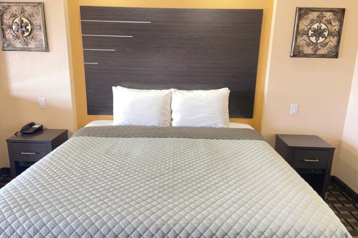Room 7 of 20