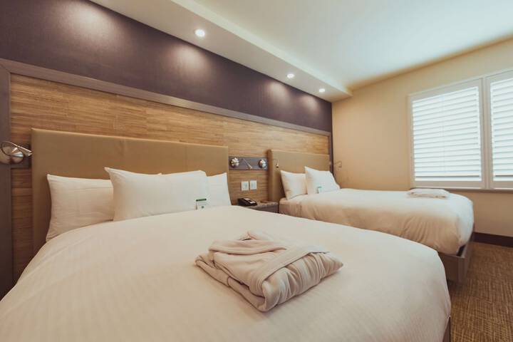 Room 58 of 215