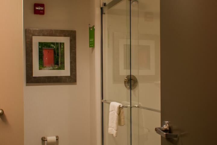 Room 16 of 57