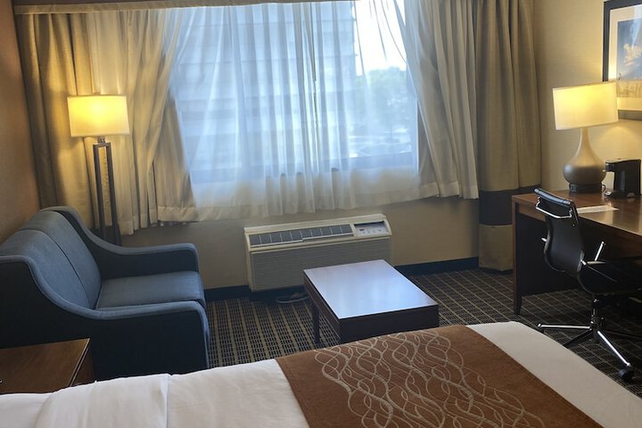 Room 11 of 23