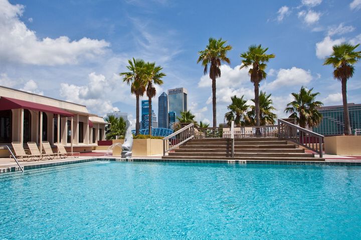 DoubleTree by Hilton Hotel Jacksonville Riverfront