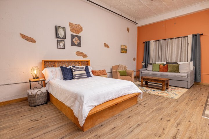 Hartwell Suites