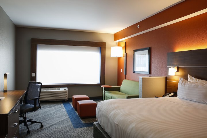 Room 17 of 57