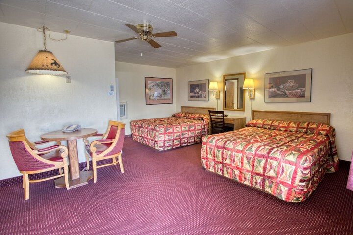 Room 14 of 16