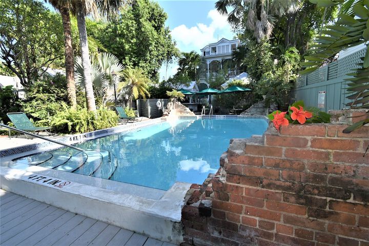 Pool 11 of 259