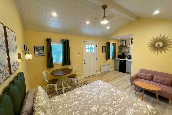 Room 30 of 121