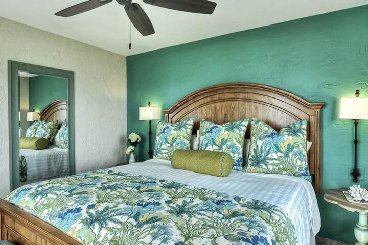 Beachcomber Inn