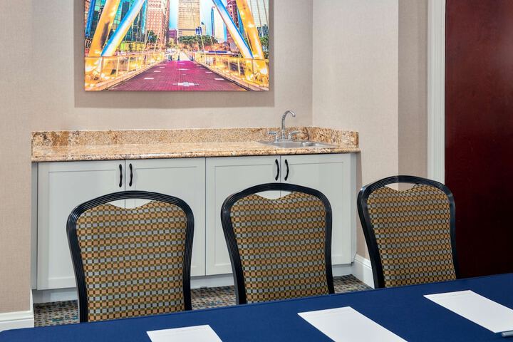 Hampton Inn & Suites Hartford / Farmington