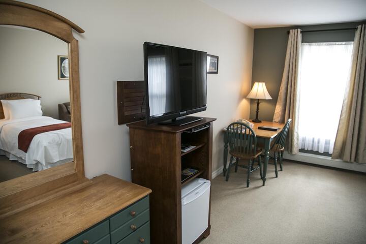 Room 157 of 183