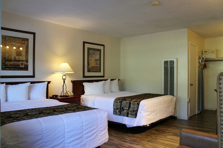 Room 43 of 97