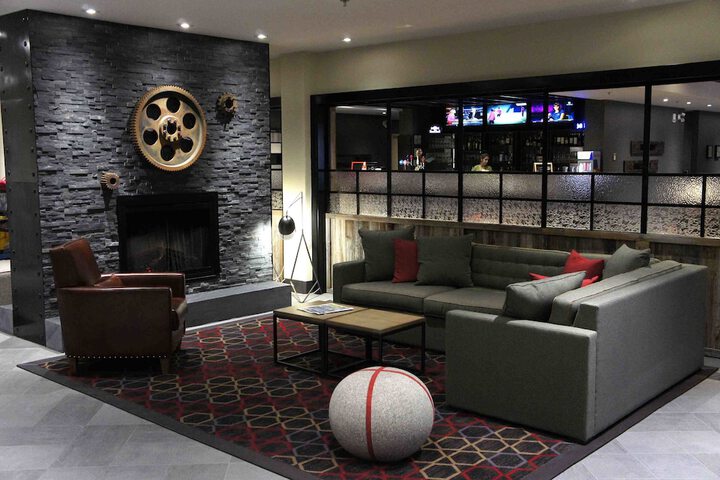 Hotel Interior 5 of 27