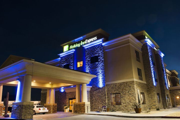 Hotel 4 of 35