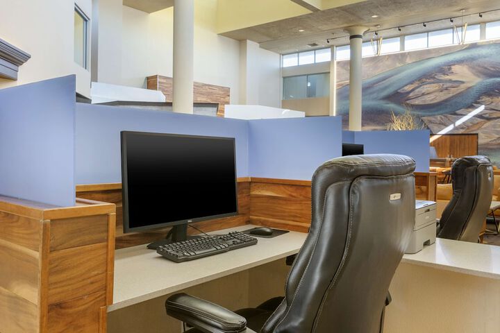 Business Center 35 of 36