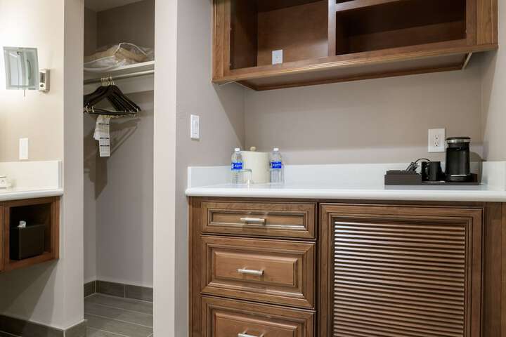 Room 9 of 29