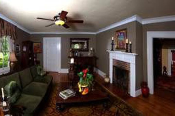 Wagener Estate Bed & Breakfast