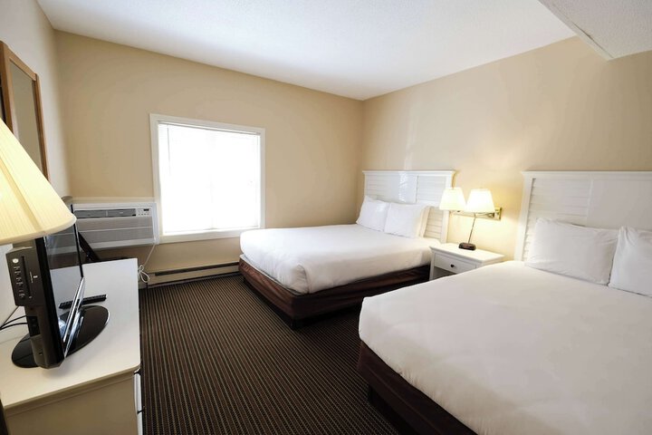 Room 128 of 131
