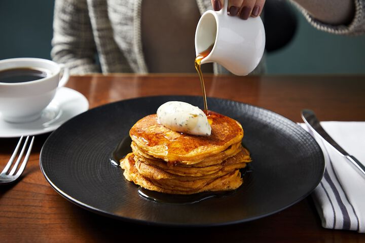 Breakfast/Coffee Service 104 of 165