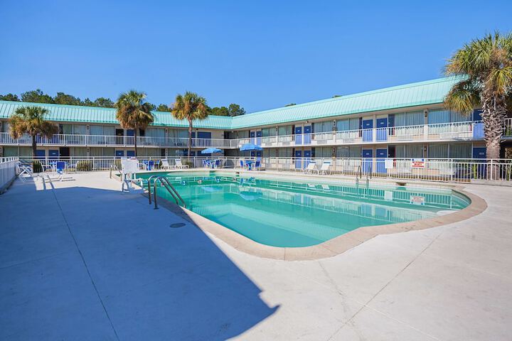 Pool 5 of 32