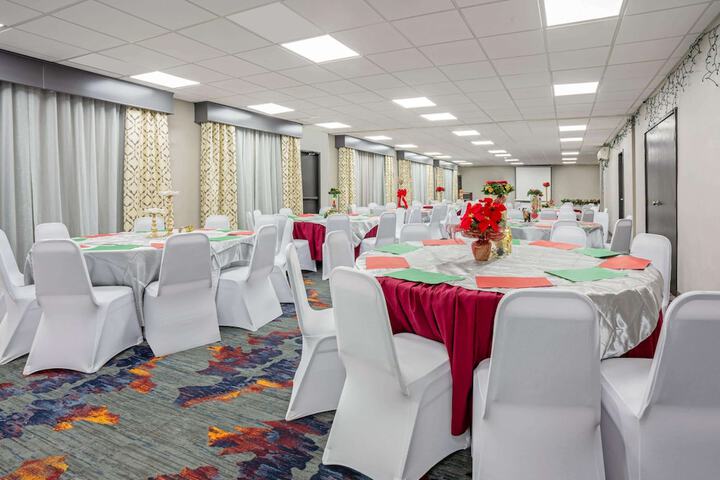 Ballroom/Hall 43 of 46