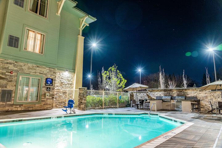 Hotel 10 of 85