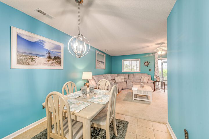 Warm Weather Escape! Golf & Relax in Little River