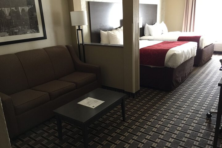 Comfort Suites Uniontown