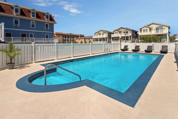 Pool 6 of 50