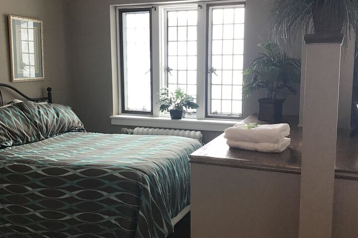 Room 22 of 98