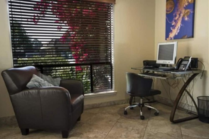 Business Center 57 of 65