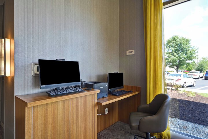 SpringHill Suites by Marriott Indianapolis Airport / Plainfield