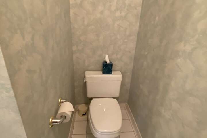 Room 80 of 112