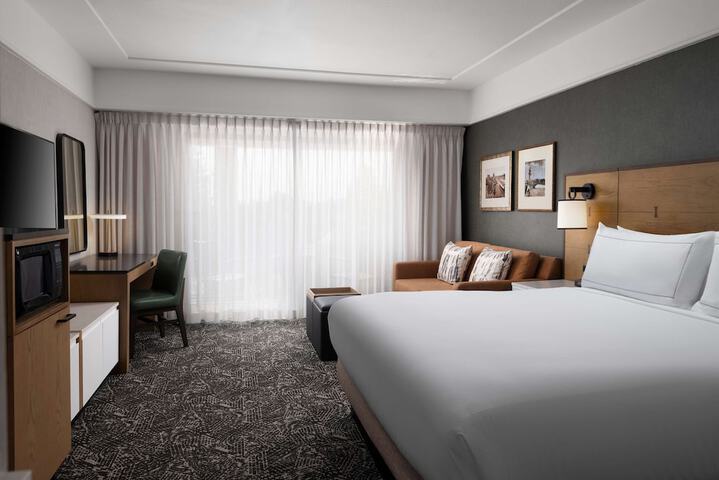 Room 14 of 49