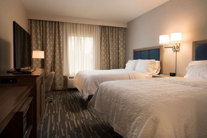 Hampton Inn & Suites Seattle / Redmond