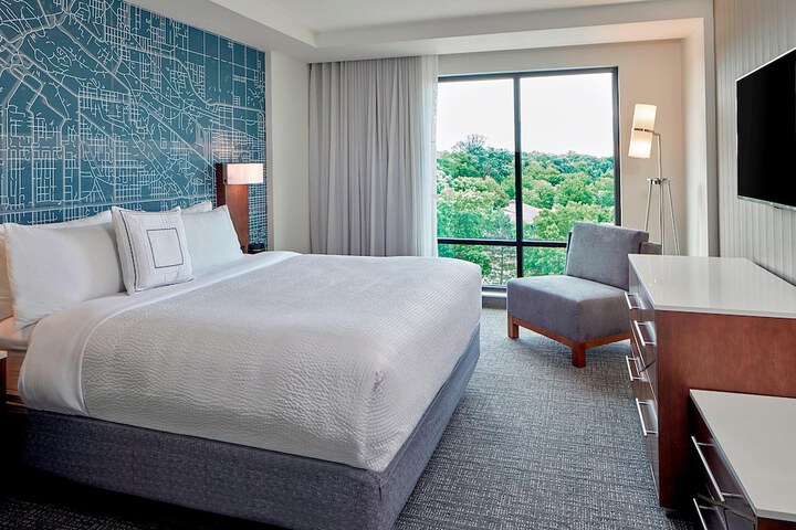 Room 20 of 40