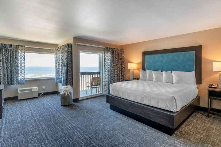 Lincoln Sands Oceanfront Resort an Ascend Collection Hotel