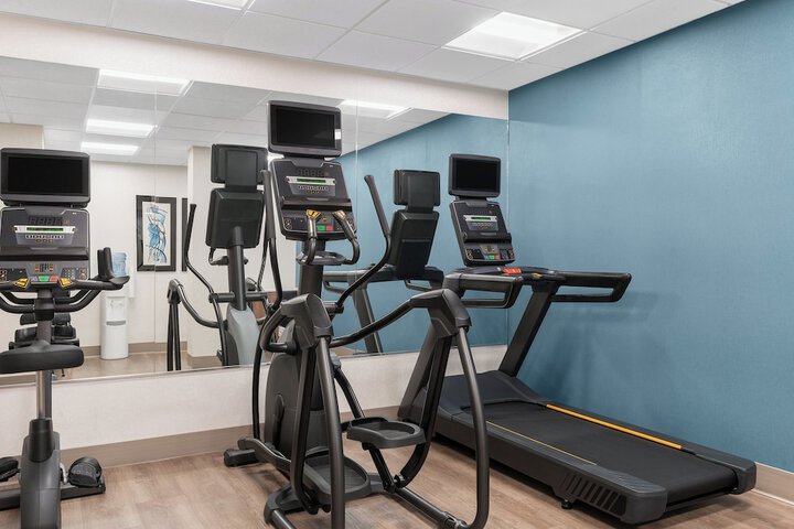 Holiday Inn Express Coralville by IHG