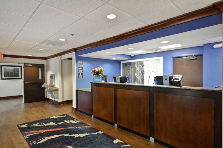 Hampton Inn Birmingham / Mountain Brook