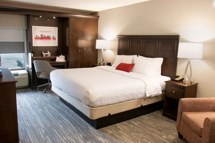 Room 15 of 40