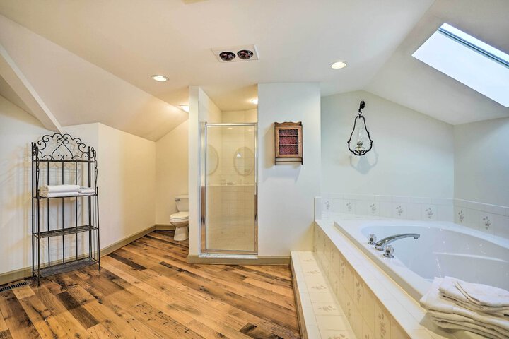 chateau Ridge Peaceful Retreat w / Fire Pit!