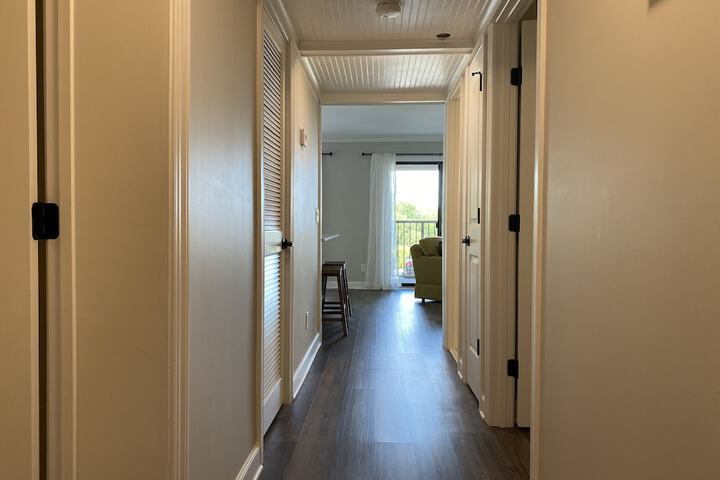 Room 32 of 92