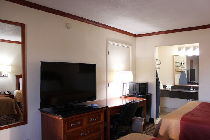 Room 7 of 15